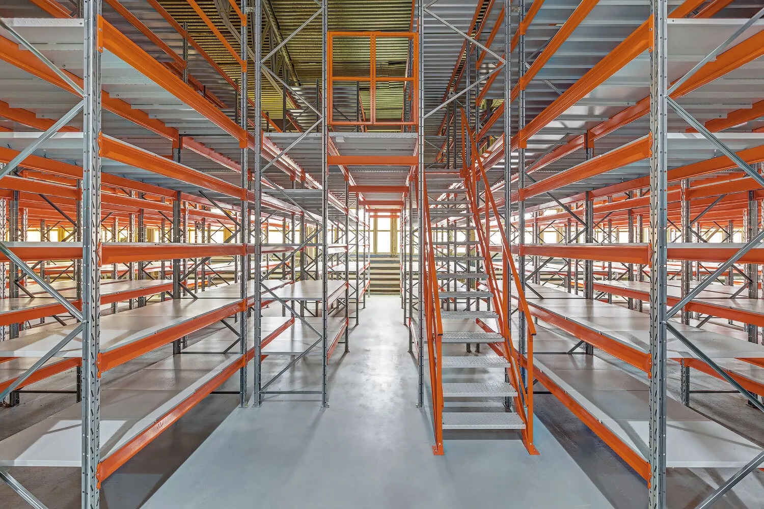 Универсальное хранение